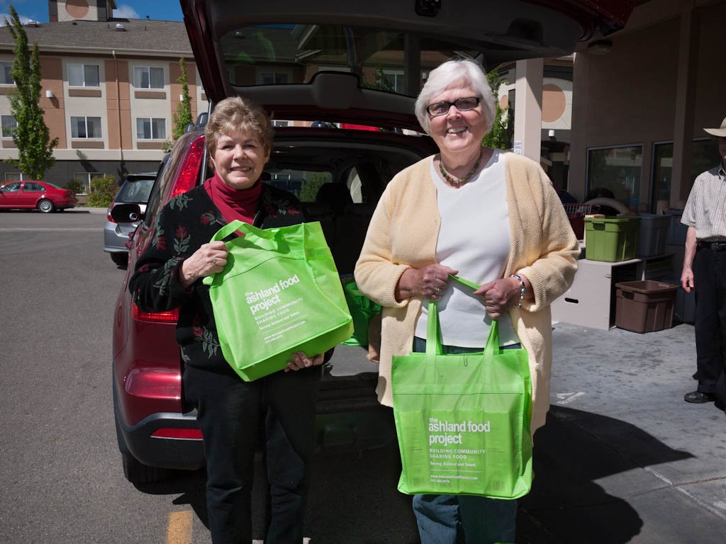 2LadyVolunteers copy